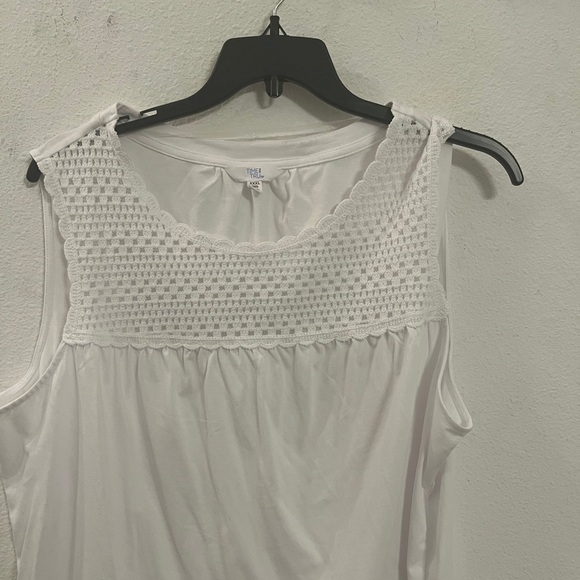 Time and Tru White Crochet Sleeveless Top | Women’s Plus 2X - Picture 13 of 15